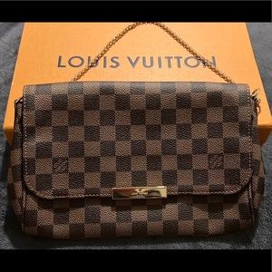 LOUIS VUITTON Favorite MM Damier Ebene Crossbody Bag